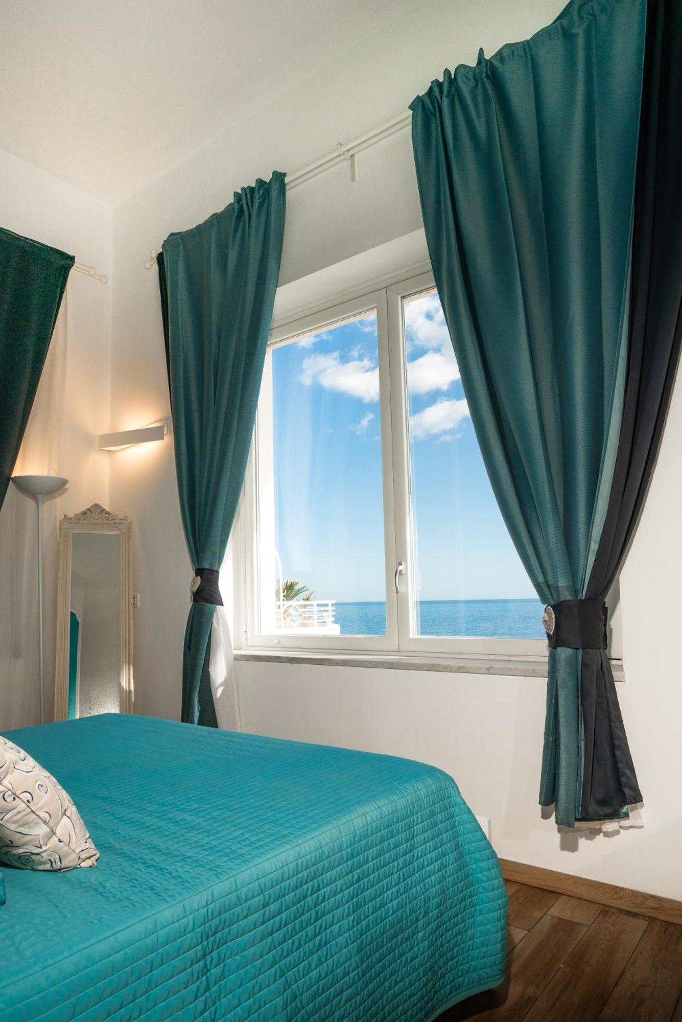 Marlove Sea View Syracuse Eksteriør billede
